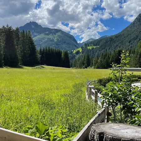 Flowery House - Val Di Fassa Apartman *