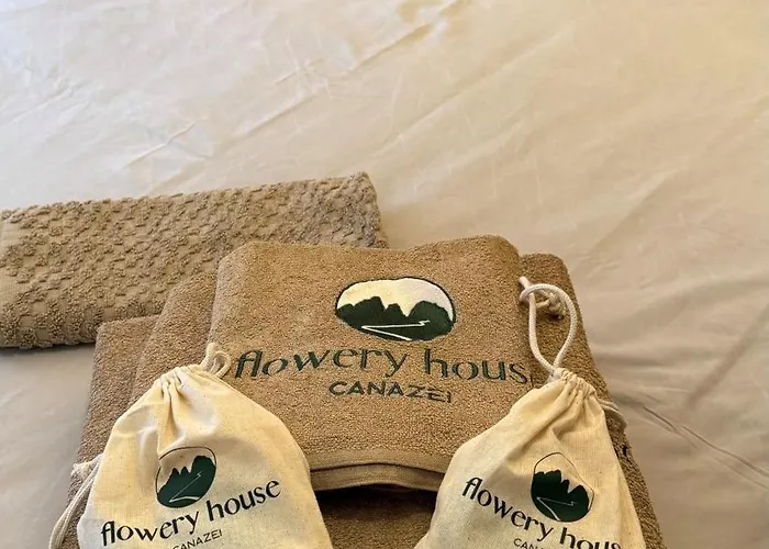 Flowery House - Val Di Fassa Canazei