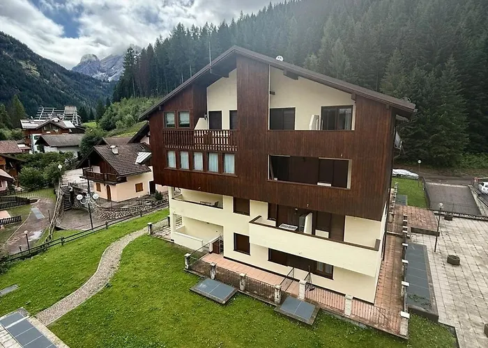 Flowery House - Val Di Fassa